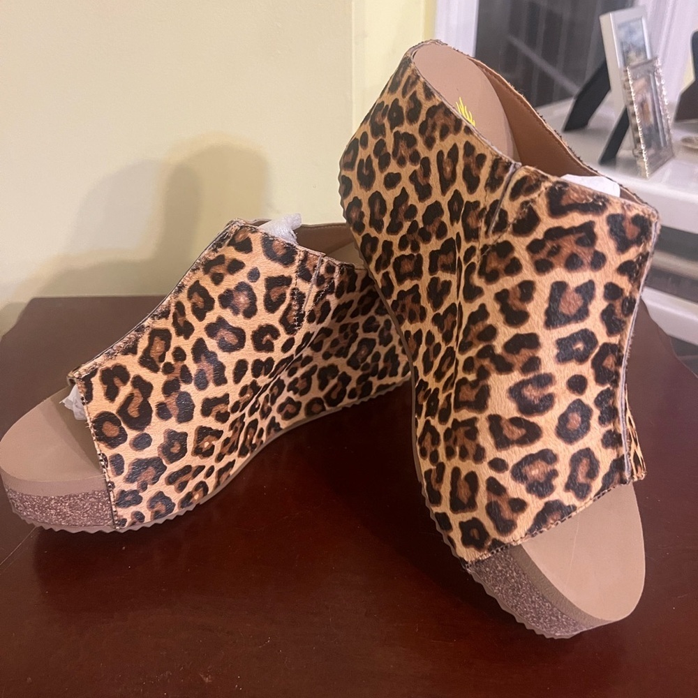 Volatile Leopard Print Wedge Sandals 8